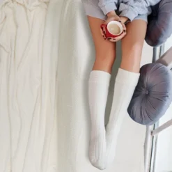 PiccoCasa New Luxury Leaves Fulls Fleece Warm Large Sofa Throw Blankets -Home Decoration Store GUEST 03f13098 54c0 4f66 88cf fb0f2951485e