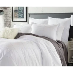 White Courtney Duvet Cover Set - City Scene® -Home Decoration Store GUEST 0dd100bf d3e6 4b81 99b6 68eb33962b04