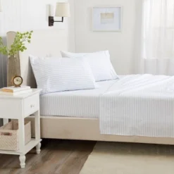 Great Bay Home Striped Microfiber Wrinkle Resistant Sheet Set -Home Decoration Store GUEST 25c10b6b fa7b 4779 95b5 66a0fa4e47e3