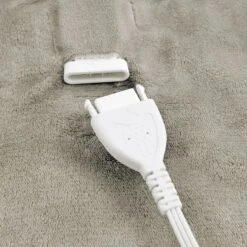 Electric Blanket - Brookstone -Home Decoration Store GUEST 516a2b30 1096 422e 8249 ae2232f4a5d2