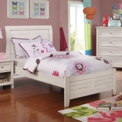 HOMES: Inside + Out Twin Portero Youth Bed Antique White - IoHOMES