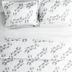 Quatrefoil & Farmhouse Vine Prints Duvet Cover Set, Ultra Soft, Easy Care - Becky Cameron (3 Piece Set)