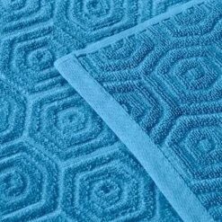Modern Combed Cotton Honeycomb Jacquard And Solid Plush Towel Set By Blue Nile Mills -Home Decoration Store GUEST a1e248d6 97e0 4543 a575 c27e1cf8a41d