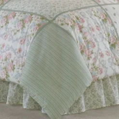 Green Harper Comforter Set - Laura Ashley -Home Decoration Store GUEST b298a4fc db64 408b 9792 71afbceec41e
