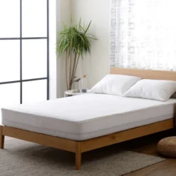 Cheer Collection Velvet Plush Waterproof Mattress Protector -Home Decoration Store GUEST d2270ac0 3c2d 45f0 90dc 99563729fc2b