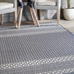 NuLOOM Tilly Striped Lattice Indoor/Outdoor Area Rug -Home Decoration Store GUEST d5f6025e 6c91 4bc9 bee3 2a7e02d8d8bc